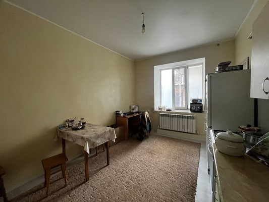 Продам двухкомнатную (2-комн.) квартиру, Беспалова ул, 93, Симферополь г