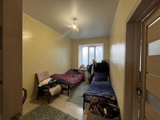 Продам двухкомнатную (2-комн.) квартиру, Беспалова ул, 93, Симферополь г