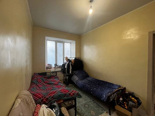 Продам двухкомнатную (2-комн.) квартиру, Беспалова ул, 93, Симферополь г