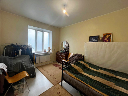 Продам двухкомнатную (2-комн.) квартиру, Беспалова ул, 93, Симферополь г