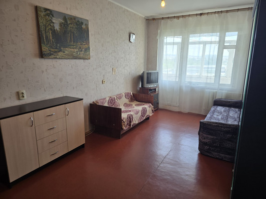 Продам однокомнатную (1-комн.) квартиру, Героев Сталинграда ул, 5, Симферополь г