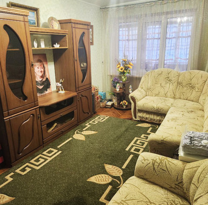 Продам трехкомнатную (3-комн.) квартиру, Киевская ул, 161, Симферополь г