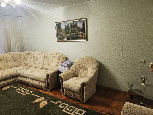 Продам трехкомнатную (3-комн.) квартиру, Киевская ул, 161, Симферополь г