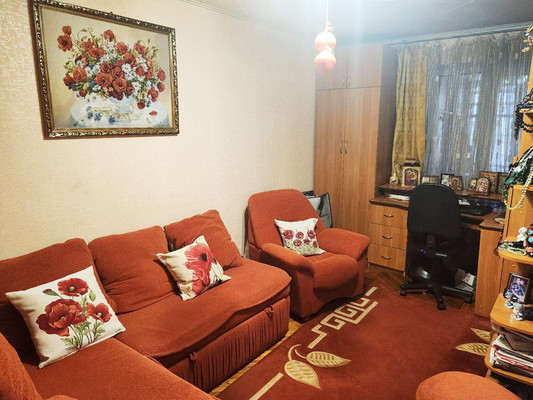 Продам трехкомнатную (3-комн.) квартиру, Киевская ул, 161, Симферополь г