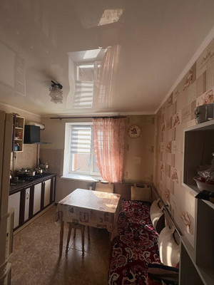 Продам двухкомнатную (2-комн.) квартиру, Русская ул, 103б, Симферополь г