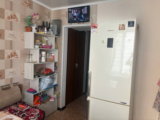 Продам двухкомнатную (2-комн.) квартиру, Русская ул, 103б, Симферополь г