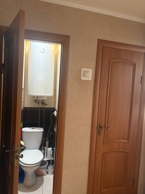 Продам двухкомнатную (2-комн.) квартиру, Русская ул, 103б, Симферополь г