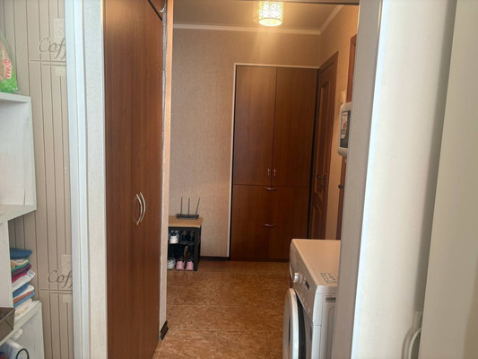 Продам двухкомнатную (2-комн.) квартиру, Русская ул, 103б, Симферополь г