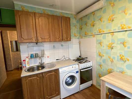 Сдам однокомнатную (1-комн.) квартиру, Космонавтов ул, 3, Щербинка г