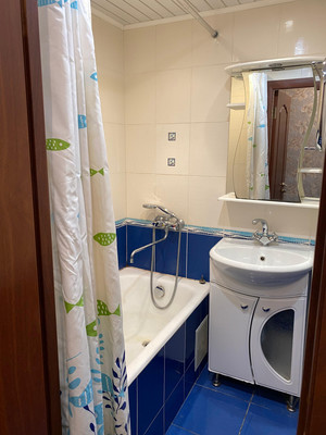 Сдам однокомнатную (1-комн.) квартиру, Космонавтов ул, 3, Щербинка г