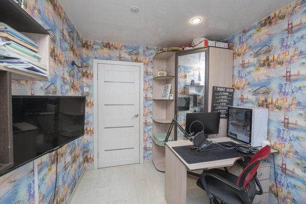 Продам трехкомнатную (3-комн.) квартиру, Архитектора Свиязева ул, 34, Пермь г