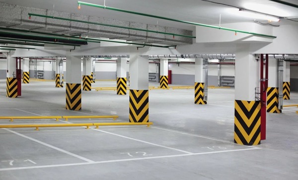 Продам машиноместо 13,25 м2, 1-й Лиговский проезд, Краснодар г