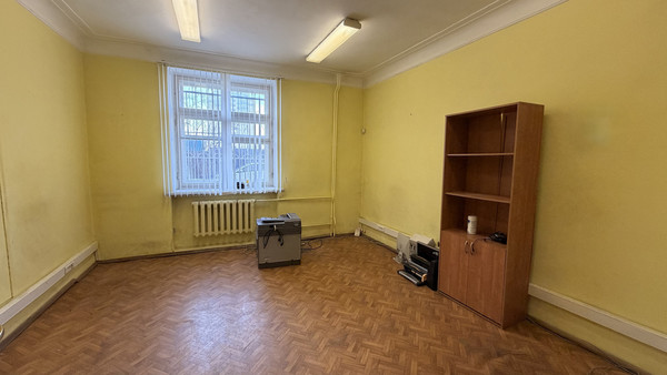 Продам трехкомнатную (3-комн.) квартиру, Горького ул, 35, Малино рп