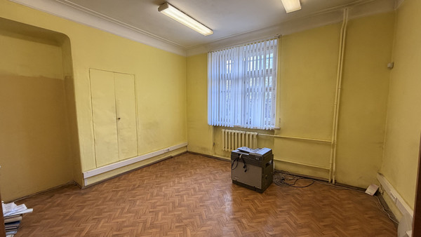 Продам трехкомнатную (3-комн.) квартиру, Горького ул, 35, Малино рп