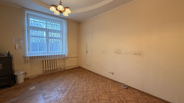 Продам трехкомнатную (3-комн.) квартиру, Горького ул, 35, Малино рп