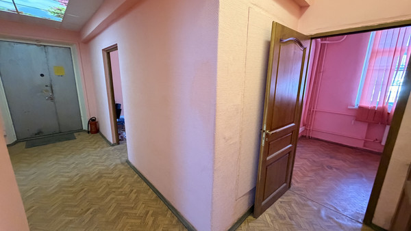 Продам трехкомнатную (3-комн.) квартиру, Горького ул, 35, Малино рп