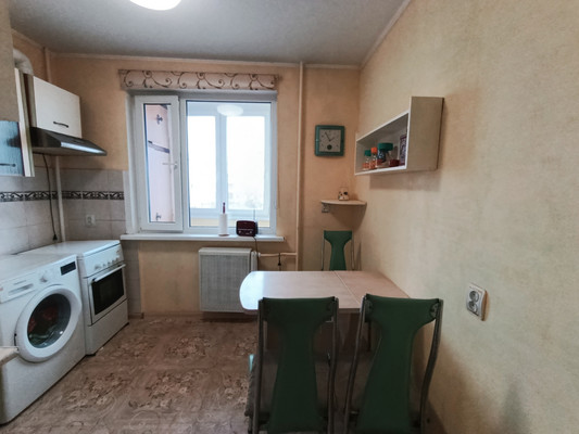 Продам трехкомнатную (3-комн.) квартиру, Профессора Севастьянова ул, 33, Калининград г