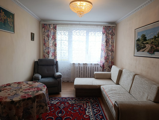 Продам трехкомнатную (3-комн.) квартиру, Профессора Севастьянова ул, 33, Калининград г