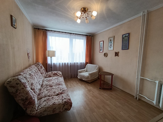 Продам трехкомнатную (3-комн.) квартиру, Профессора Севастьянова ул, 33, Калининград г