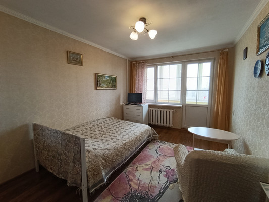 Продам трехкомнатную (3-комн.) квартиру, Профессора Севастьянова ул, 33, Калининград г