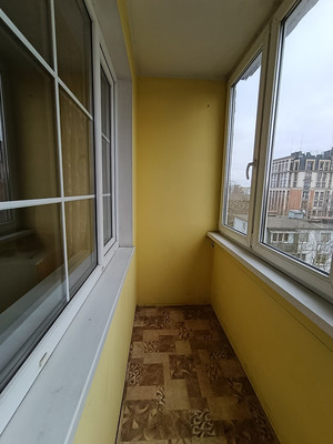 Продам трехкомнатную (3-комн.) квартиру, Профессора Севастьянова ул, 33, Калининград г