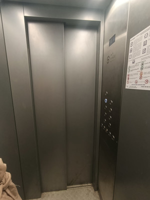 Продам трехкомнатную (3-комн.) квартиру, Профессора Севастьянова ул, 33, Калининград г