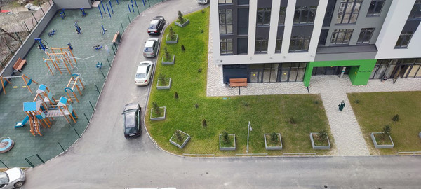 Продам однокомнатную (1-комн.) квартиру, Грибоедова ул, 7Б, Симферополь г