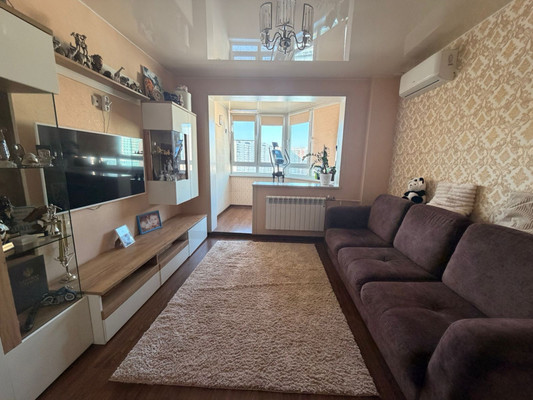 Продам трехкомнатную (3-комн.) квартиру, Вертолётчиков ул, 1, Москва г