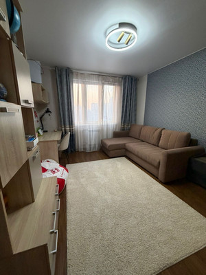 Продам трехкомнатную (3-комн.) квартиру, Вертолётчиков ул, 1, Москва г