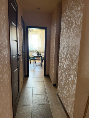 Продам трехкомнатную (3-комн.) квартиру, Вертолётчиков ул, 1, Москва г