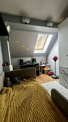 Продам двухкомнатную (2-комн.) квартиру, Луговая ул, 1к1, Калининград г