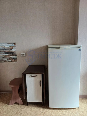 Сдам однокомнатную (1-комн.) квартиру, Калинина ул, 175А, Красноярск г