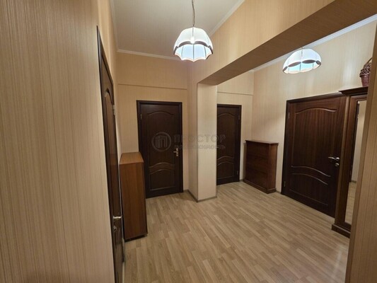 Продам многокомнатную квартиру, Годовикова ул, 5, Москва г