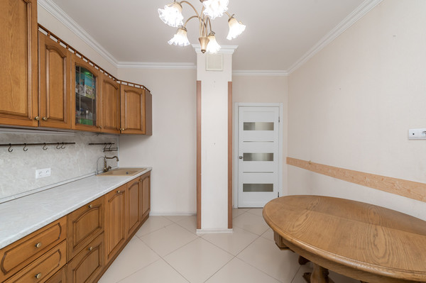 Продам двухкомнатную (2-комн.) квартиру, Игоря Мерлушкина ул, 6, Красногорск г