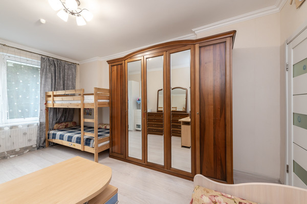 Продам двухкомнатную (2-комн.) квартиру, Игоря Мерлушкина ул, 6, Красногорск г