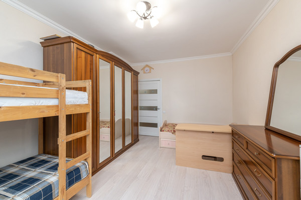 Продам двухкомнатную (2-комн.) квартиру, Игоря Мерлушкина ул, 6, Красногорск г