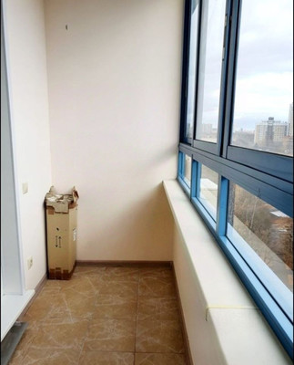 Продам трехкомнатную (3-комн.) квартиру, Калинина ул, 5, Химки г