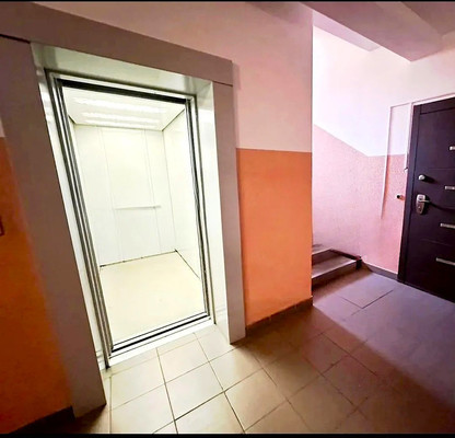 Продам двухкомнатную (2-комн.) квартиру, Рихарда Зорге ул, 1, Калининград г