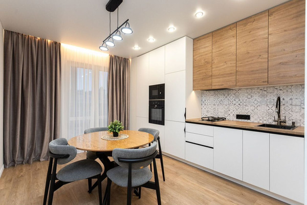 Продам однокомнатную (1-комн.) квартиру, Артиллерийская ул, 85а, Калининград г