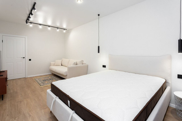 Продам однокомнатную (1-комн.) квартиру, Артиллерийская ул, 85а, Калининград г