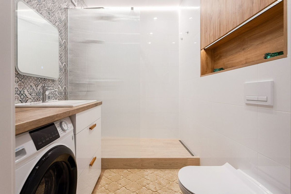 Продам однокомнатную (1-комн.) квартиру, Артиллерийская ул, 85а, Калининград г