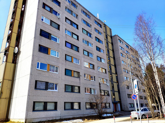 Продам комнату в 12-комн. квартире, Горняков пр-кт, 2кБ, Костомукша г