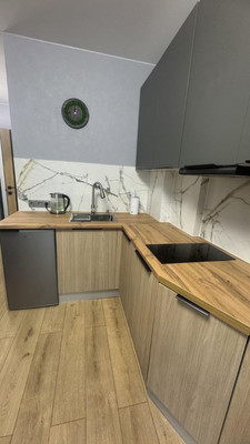 Продам однокомнатную (1-комн.) квартиру, Стекольная ул, 39, Калининград г