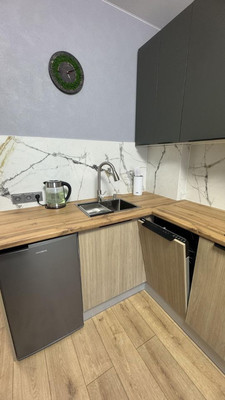 Продам однокомнатную (1-комн.) квартиру, Стекольная ул, 39, Калининград г