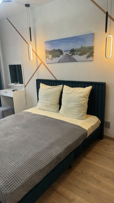 Продам однокомнатную (1-комн.) квартиру, Стекольная ул, 39, Калининград г