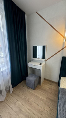 Продам однокомнатную (1-комн.) квартиру, Стекольная ул, 39, Калининград г