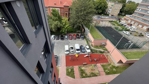 Продам однокомнатную (1-комн.) квартиру, Стекольная ул, 39, Калининград г