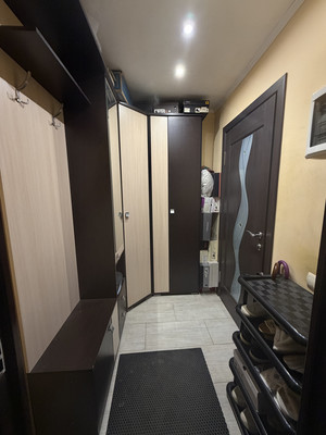 Продам двухкомнатную (2-комн.) квартиру, Дзержинского ул, 63, Тихорецк г