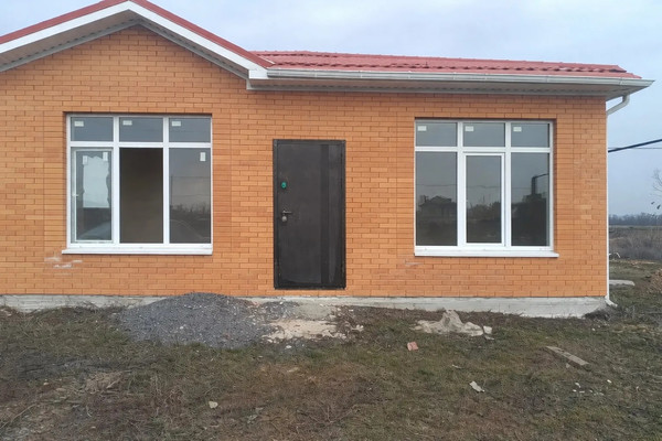 Продам дом, Тихая ул, 80, Ленинакан х, 0 км от города