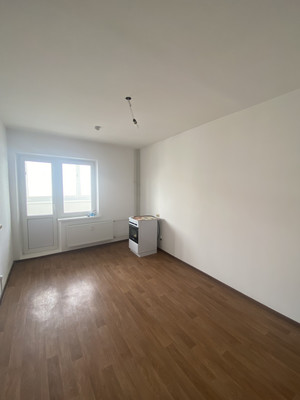 Продам трехкомнатную (3-комн.) квартиру, Теряева ул, 9, Ростов-на-Дону г